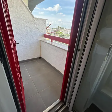 Gege House Apartmán Torre A Mare